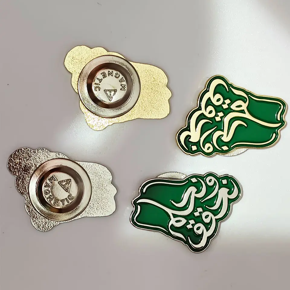 Broche esmaltado de Metal personalizado de los Emiratos Árabes Unidos, regalo del Día Nacional de Arabia Saudita 93, insignia de Pin de solapa, Pin esmaltado de Arabia Saudita