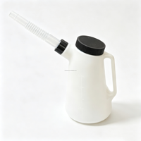 Pot à huile universel en plastique de 4 L avec bec flexible, 1 pièce, jauge de carburant pour garage, outils pour voiture, moto, auto, outils de nettoyage automobile