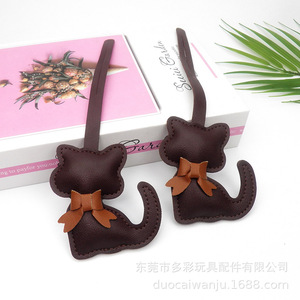 พวงกุญแจหนังรูปแมวติดกระจกมองหลัง ของตกแต่งตุ๊กตาแมวการ์ตูน - Product Image 2