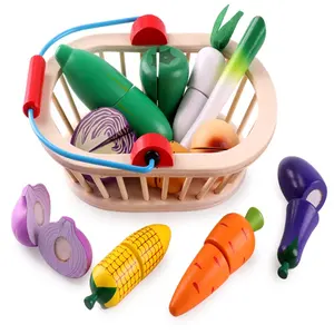子供のための台所のおもちゃの木のおもちゃを遊ぶ果物野菜を切る教育食品のおもちゃ電子レンジの果物のピザを切る