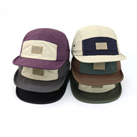 Topi Camping 5 Panel Nylon dengan Label Kulit Custom, Cepat Kering, Warna-Warni, Pinggiran Datar, untuk Olahraga Outdoor