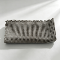 Serviette de nettoyage et de détaillage en microfibre gaufrée sans bords pour atelier et machines