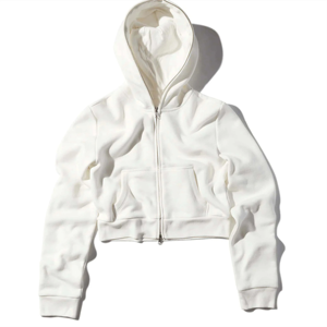 Sweat à capuche zippé court pour femme de haute qualité, confortable et élégant pour les tenues décontractées d'hiver et les séances d'entraînement avec logo frontal - Product Image 3