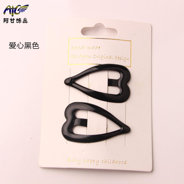 Heart - shaped black