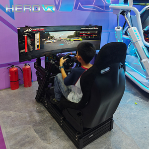 Simulateur de course immersif HEROVR Fast ROI avec <span class=keywords><strong>volant</strong></span> réaliste <span class=keywords><strong>pour</strong></span> centre commercial - Product Image 1
