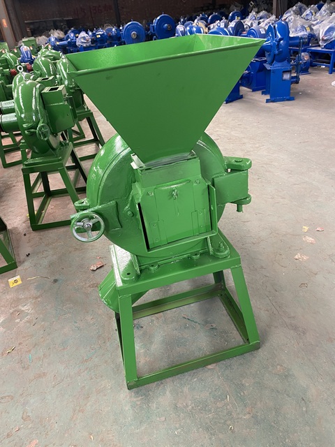 Electric Flour Mill Machine Grain Processing Equipment with Engine & Motor 220V Wheat Corn Spices Grinder Small for Home Use