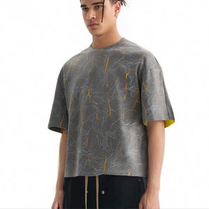 เสื้อยืดผู้ชายผ้าฝ้ายโพลีเอสเตอร์คอกลมทรงครอปพิมพ์ลายสายฟ้า - Product Image 2