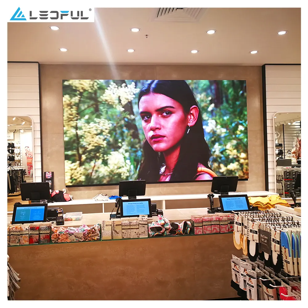 Shenzhen LEDFUL LED Display P3 Wifi Ph5 Indoor LED Display TV Wall Mount LED Video Wall Screen