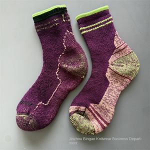 Chaussettes de sport pour femmes en laine mérinos à 80%, épaisses, en molleton, chaudes, tricotées, pour la randonnée, le ski, l'alpinisme - Product Image 6