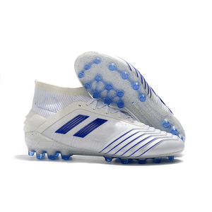 Encuentre el mejor fabricante de botas de futbol a medida y botas de futbol  a medida para el mercado de hablantes de spanish en alibaba.com