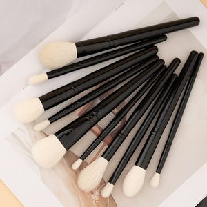 Ensemble de 10 <span class=keywords><strong>pinceaux</strong></span> de <span class=keywords><strong>maquillage</strong></span> professionnels de luxe en poils de chèvre naturels, avec logo personnalisé, en bois noir, de haute qualité, pour marque privée - Product Image 5