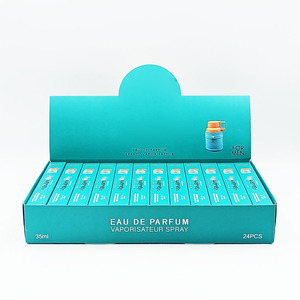 <span class=keywords><strong>Parfum</strong></span> 35 ml très vendu, au <span class=keywords><strong>parfum</strong></span> floral frais et sucré, idéal <span class=keywords><strong>pour</strong></span> les femmes et facile à transporter. - Product Image 1