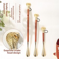 En stock, vente en gros : Chausse-pieds métalliques fabriqués à Guangzhou, style tête d'animal, design extra-long, pour un chaussement sans effort, sans se pencher, unisexe