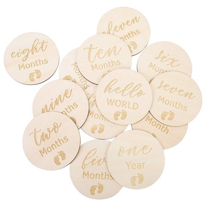 Cartes de jalons mensuels gravées en bois pour bébé, lot de 13 pièces, options personnalisables pour le suivi de la croissance du bébé et le partage de photos - Product Image 4