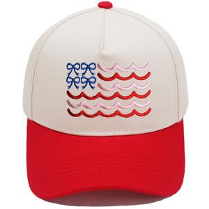 Gorra Trucker Bordada con Lazo de Bandera Americana, Estilo <span class=keywords><strong>Coqueta</strong></span>, Personalizada al por Mayor para Mujer - Product Image 1
