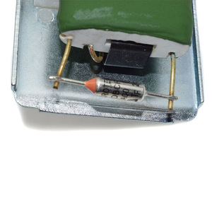 ตัวต้านทานมอเตอร์โบลเวอร์ 191959263 RES13082 สำหรับรถยนต์ Volkswagen Golf MK2 Jetta รุ่นปี 1985-1992 อะไหล่ทดแทนใหม่ - Product Image 2