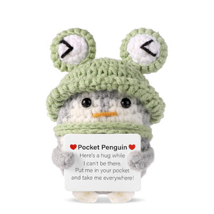 Handmade Mini Vui Tích Cực Chim Cánh Cụt Tay Móc Dễ Thương Chim Cánh Cụt Búp Bê Chim Cánh Cụt Búp Bê Với Ếch Hat DIY May & Dệt Đồ Chơi - Product Image 1