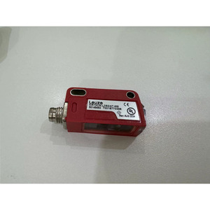 Sensor Fotoeléctrico LEUZE KRT3CM.L3S2/4T-M8 50148492 en Stock - Product Image 1