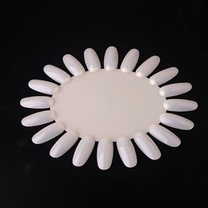 <span class=keywords><strong>Modèle</strong></span> <span class=keywords><strong>de</strong></span> carte en plastique en forme <span class=keywords><strong>de</strong></span> tournesol pour la pratique <span class=keywords><strong>de</strong></span> la pose d'<span class=keywords><strong>ongles</strong></span> artificiels, avec des pointes d'<span class=keywords><strong>ongles</strong></span> artificielles en forme <span class=keywords><strong>de</strong></span> fleur - Product Image 4