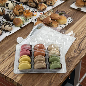 12穴正方形マカロン用プラスチックブリスタートレイ容器、リサイクル透明PET素材、カスタマイズ可能、食品グレード、OEM/ODM対応 - Product Image 3