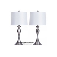 Lampe de table LED E14 moderne élégante en argent flexible à succès pour la décoration de la maison Salon