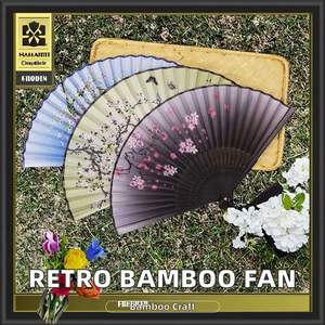 Abanico Plegable Portátil de Bambú Estilo Retro Vintage Japonés para Mujer, Diseño de Ondas - Product Image 2