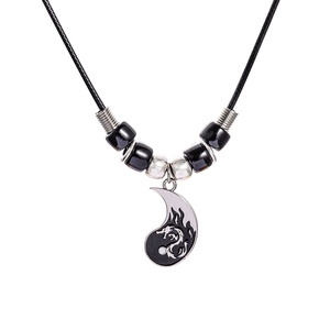 Collier <span class=keywords><strong>de</strong></span> <span class=keywords><strong>couple</strong></span> avec pendentif patchwork totem dragon et chaîne claviculaire Tai Chi national – <span class=keywords><strong>Cadeau</strong></span> idéal <span class=keywords><strong>pour</strong></span> les amoureux - Product Image 3