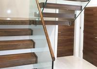 High end Amerikanischen Schwarzen Walnuss hartholz treppen lauffläche mit handlauf