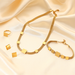Conjunto de Colar, Anel e Pulseira Quadrada em Aço Inoxidável PVD 18K com Logotipo Personalizado, 4 Peças/Conjunto, Não Mancha, para Mulheres, Presente para Festas - Product Image 2