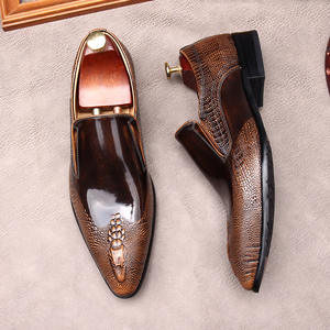 Chaussures en cuir d'affaires pour hommes Chaussures habillées formelles en cuir de vachette Style européen Petite taille 35 - Product Image 3