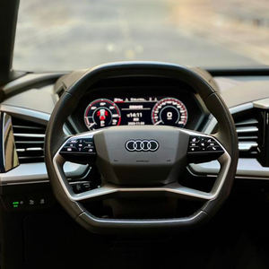Vehículo Eléctrico de Batería (<span class=keywords><strong>BEV</strong></span>) Usado en China, Título Limpio, <span class=keywords><strong>Audi</strong></span> Q5 E-tron 2023 40 E-tron Edición Starry Mecha de Largo Alcance - Product Image 6