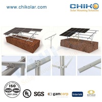 Structure de montage solaire en aluminium pour panneaux photovoltaïques Systèmes de soutirage pour installation sur le toit à domicile