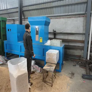 Hydraulic sawdust wood shavings press baler machine