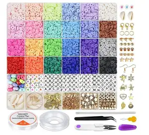 6000 PCS Clay Beads para pulseira 24 cores 6mm Flat Round Polymer Clay Beads com pingente Charms Kit