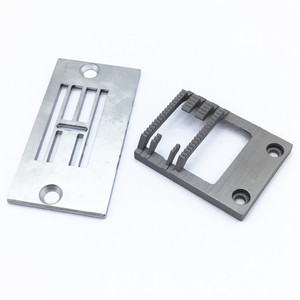 Industrial <strong>Sewing</strong> <strong>Machine</strong> Parts <strong>SINGER</strong> <strong>20U</strong> Zigzag <strong>Sewing</strong> <strong>Machine</strong> New Condition 541936 543939 Needle Plate/FEED DOG - Product Image 1