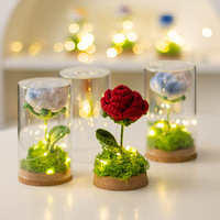 Roses tricotées en laine faites à la main veilleuse saine avec ornements de bureau cache-poussière dérive bouteille cadeaux fleurs décoratives plantes