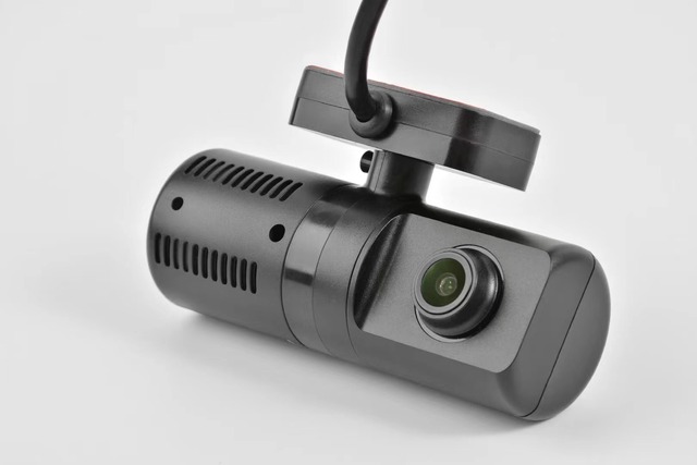 SeemeTech ABS Dual-channel Dash Cam 1080P HD Front/Rear Reverse Camera Split Screen Monitor Backup Camera Night View Voice