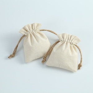 Sac <span class=keywords><strong>en</strong></span> toile de jute, <span class=keywords><strong>lin</strong></span>, coton et polyester <span class=keywords><strong>beige</strong></span>, personnalisé avec cordon de serrage, <span class=keywords><strong>en</strong></span> tissu de coton mousseline biologique, sac anti-poussière à cordon. - Product Image 3