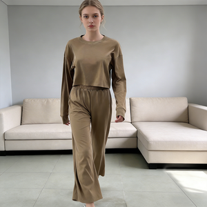 Ensemble de survêtement décontracté pour femme en tricot gaufré uni sans couture 2 pièces avec poches - Product Image 2