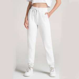 Pantalon de jogging côtelé léger et respirant pour femme, écoresponsable, avec poches latérales, idéal pour les sorties décontractées et les courses. - Product Image 5