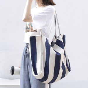 Sac de shopping grande capacité, sac en toile rayé simple, sac à bandoulière décontracté et tendance pour femmes - Product Image 1
