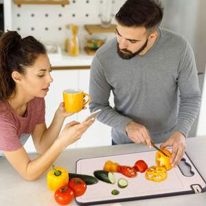 Planche à découper carrée double face en paille de blé écologique avec surface de décongélation en acier inoxydable et aiguiseur intégré - Product Image 6