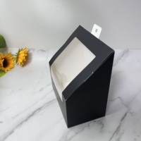 Boîte à chapeaux en carton trapézoïdal recyclable avec laminage mat, gaufrage, design personnalisable pour montage mural