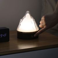 Großhandel tragbare wiederauf ladbare Touch-Lampe Souvenir Geschenk artikel LED schnur lose Tisch lampe für Bar und Restaurant