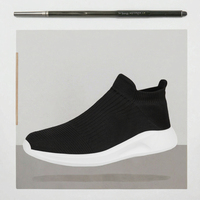 Dernières tendances en matière de baskets décontractées respirantes et légères pour hommes et femmes, style été, chaussures de course et de marche avec logo personnalisé