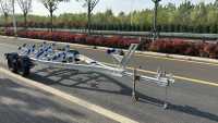 Remorque pour bateau en aluminium à deux essieux de 19 pieds, capacité de charge de 1600 kg, avec frein hydraulique et rouleaux