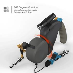 Pet çekiş halat kemer çift köpek oyuncağı tasma rotasyon Pet halat geri çekilebilir ışık çift Pet malzemeleri ile 2 köpekler için yürüyüş - Product Image 3