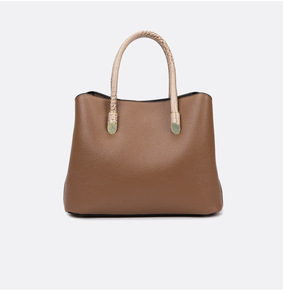 Nouveau Sac Fourre-tout Élégant et Tendance en Cuir PU Grande Capacité pour Femmes, Fermeture Éclair, Sac Bandoulière avec Poignée, Idéal pour Mamans d'Âge Moyen - Product Image 5