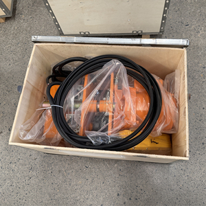 Orangefarbener Elektrischer Kettenzug mit Motorisiertem Laufwerk für Schwerlast - Product Image 5