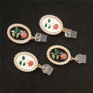 Perle Rose bouchon anti-poussière breloque Kawaii bouchon Anti-poussière prise de Port de Charge pour iPhone14 Type C Protection contre la poussière écouteur <span class=keywords><strong>Jack</strong></span> bouchon - Product Image 4